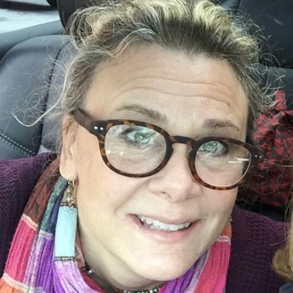 Meet your Posher, Joan